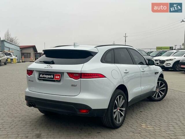 Белый Ягуар Ф-Пейс, объемом двигателя 2 л и пробегом 129 тыс. км за 25590 $, фото 10 на Automoto.ua