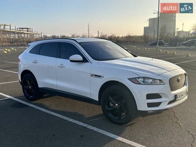 Білий Ягуар Ф-Пейс, об'ємом двигуна 2 л та пробігом 78 тис. км за 34200 $, фото 6 на Automoto.ua