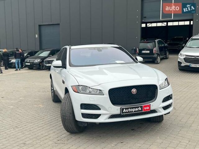 Белый Ягуар Ф-Пейс, объемом двигателя 2 л и пробегом 129 тыс. км за 25590 $, фото 15 на Automoto.ua