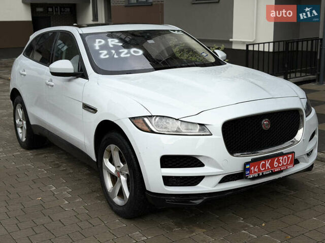 Білий Ягуар Ф-Пейс, об'ємом двигуна 2 л та пробігом 163 тис. км за 14000 $, фото 3 на Automoto.ua
