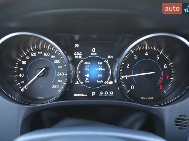 Білий Ягуар Ф-Пейс, об'ємом двигуна 2 л та пробігом 40 тис. км за 29500 $, фото 17 на Automoto.ua