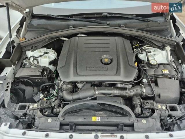 Белый Ягуар Ф-Пейс, объемом двигателя 2 л и пробегом 129 тыс. км за 25400 $, фото 9 на Automoto.ua