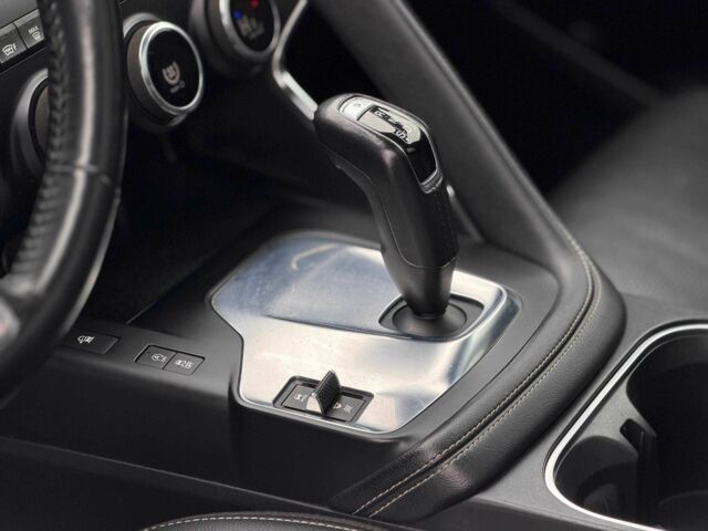 Белый Ягуар Ф-Пейс, объемом двигателя 2 л и пробегом 120 тыс. км за 25500 $, фото 18 на Automoto.ua