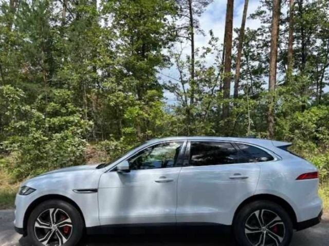 Белый Ягуар Ф-Пейс, объемом двигателя 3 л и пробегом 94 тыс. км за 18300 $, фото 5 на Automoto.ua