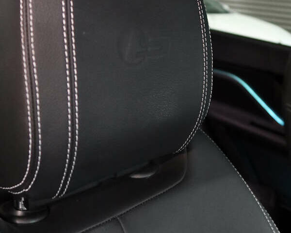 Белый Ягуар Ф-Пейс, объемом двигателя 3 л и пробегом 27 тыс. км за 29300 $, фото 20 на Automoto.ua