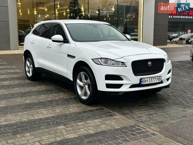 Ягуар Ф-Пейс 2020 в Николаеве на Automoto.ua Белый Ягуар Ф-Пейс, объемом двигателя 2 л и пробегом 78 тыс. км за 35000 $, фото 1 на Automoto.ua