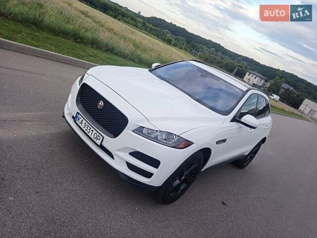 Білий Ягуар Ф-Пейс, об'ємом двигуна 2 л та пробігом 129 тис. км за 26200 $, фото 27 на Automoto.ua