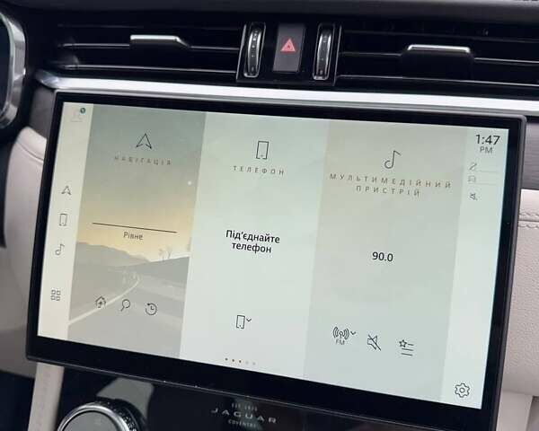 Белый Ягуар Ф-Пейс, объемом двигателя 3 л и пробегом 25 тыс. км за 36000 $, фото 48 на Automoto.ua
