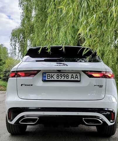 Белый Ягуар Ф-Пейс, объемом двигателя 3 л и пробегом 48 тыс. км за 55500 $, фото 18 на Automoto.ua