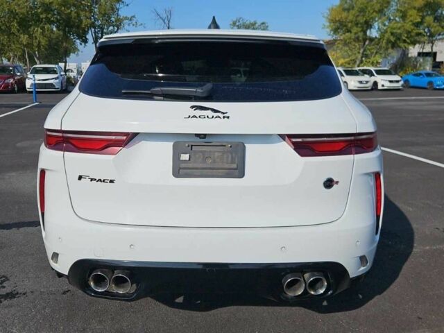 Белый Ягуар Ф-Пейс, объемом двигателя 0 л и пробегом 34 тыс. км за 39500 $, фото 8 на Automoto.ua