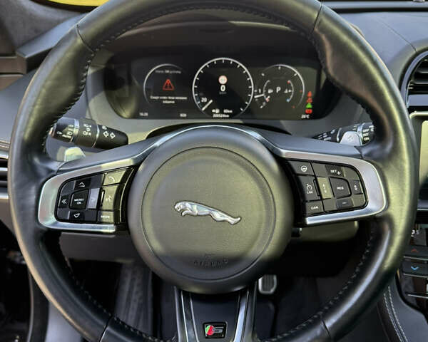 Черный Ягуар Ф-Пейс, объемом двигателя 2.99 л и пробегом 200 тыс. км за 27500 $, фото 38 на Automoto.ua