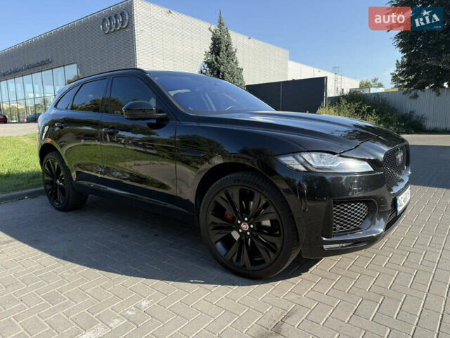 Черный Ягуар Ф-Пейс, объемом двигателя 2.99 л и пробегом 200 тыс. км за 27500 $, фото 2 на Automoto.ua