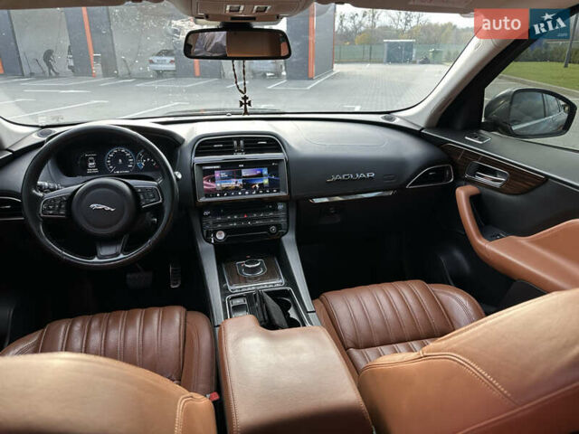Ягуар Ф-Пейс 2016 в Виннице на Automoto.ua Черный Ягуар Ф-Пейс, объемом двигателя 2 л и пробегом 199 тыс. км за 21800 $, фото 7 на Automoto.ua