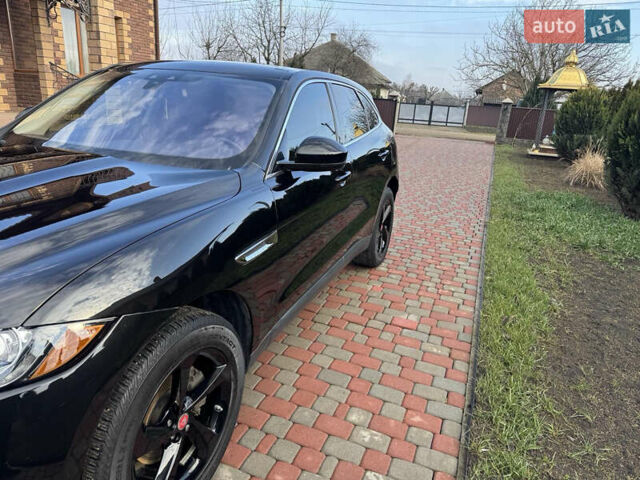 Черный Ягуар Ф-Пейс, объемом двигателя 2 л и пробегом 173 тыс. км за 22000 $, фото 4 на Automoto.ua
