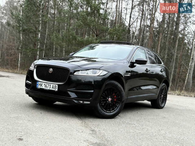 Черный Ягуар Ф-Пейс, объемом двигателя 2 л и пробегом 220 тыс. км за 22200 $, фото 1 на Automoto.ua
