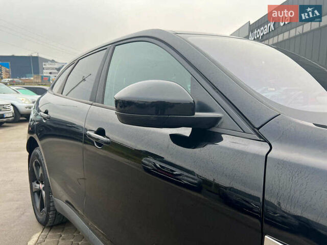 Чорний Ягуар Ф-Пейс, об'ємом двигуна 2 л та пробігом 153 тис. км за 24290 $, фото 12 на Automoto.ua