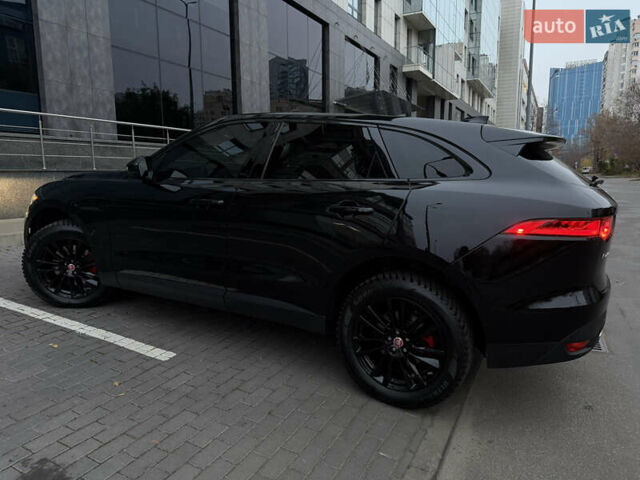 Чорний Ягуар Ф-Пейс, об'ємом двигуна 2.96 л та пробігом 141 тис. км за 22000 $, фото 2 на Automoto.ua