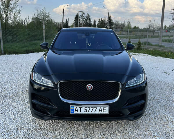 Черный Ягуар Ф-Пейс, объемом двигателя 2 л и пробегом 168 тыс. км за 22500 $, фото 11 на Automoto.ua
