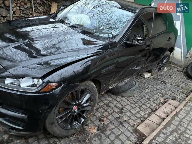Чорний Ягуар Ф-Пейс, об'ємом двигуна 3 л та пробігом 80 тис. км за 12350 $, фото 15 на Automoto.ua