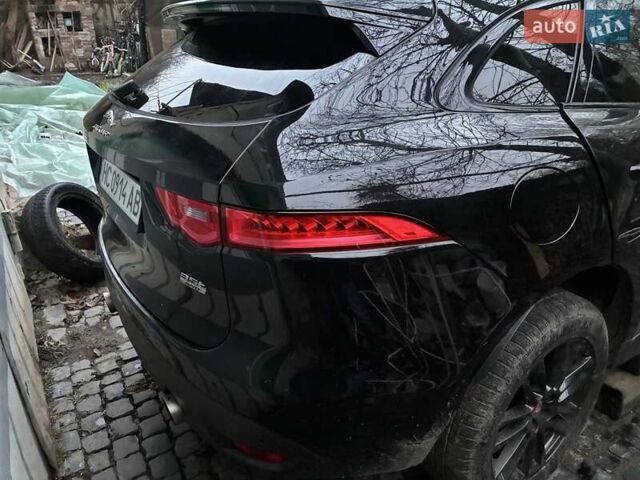 Чорний Ягуар Ф-Пейс, об'ємом двигуна 3 л та пробігом 80 тис. км за 12350 $, фото 4 на Automoto.ua