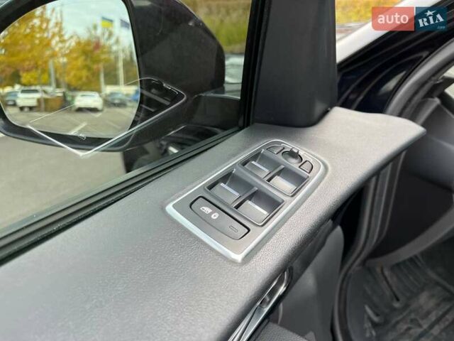 Ягуар Ф-Пейс 2017 в Киеве на Automoto.ua Черный Ягуар Ф-Пейс, объемом двигателя 2 л и пробегом 214 тыс. км за 20990 $, фото 17 на Automoto.ua