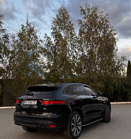 Чорний Ягуар Ф-Пейс, об'ємом двигуна 3 л та пробігом 100 тис. км за 24000 $, фото 5 на Automoto.ua