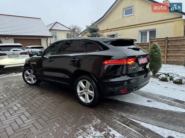 Чорний Ягуар Ф-Пейс, об'ємом двигуна 2 л та пробігом 123 тис. км за 23500 $, фото 8 на Automoto.ua