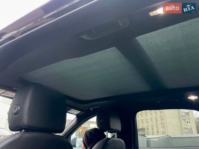 Черный Ягуар Ф-Пейс, объемом двигателя 2 л и пробегом 130 тыс. км за 22500 $, фото 14 на Automoto.ua