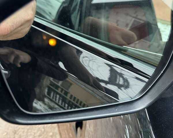 Чорний Ягуар Ф-Пейс, об'ємом двигуна 2 л та пробігом 123 тис. км за 23500 $, фото 13 на Automoto.ua