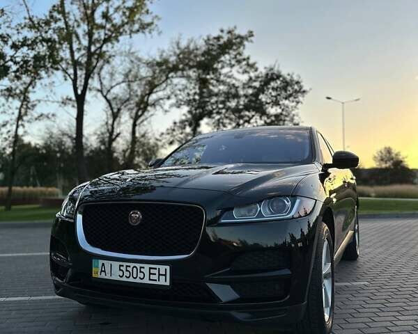 Чорний Ягуар Ф-Пейс, об'ємом двигуна 2 л та пробігом 209 тис. км за 22000 $, фото 2 на Automoto.ua
