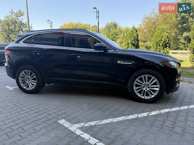 Черный Ягуар Ф-Пейс, объемом двигателя 2 л и пробегом 179 тыс. км за 19300 $, фото 4 на Automoto.ua