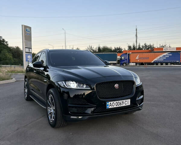 Чорний Ягуар Ф-Пейс, об'ємом двигуна 2.99 л та пробігом 157 тис. км за 30000 $, фото 3 на Automoto.ua