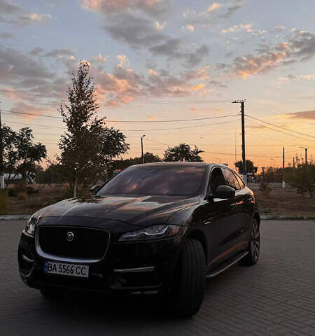 Чорний Ягуар Ф-Пейс, об'ємом двигуна 3 л та пробігом 100 тис. км за 24000 $, фото 4 на Automoto.ua