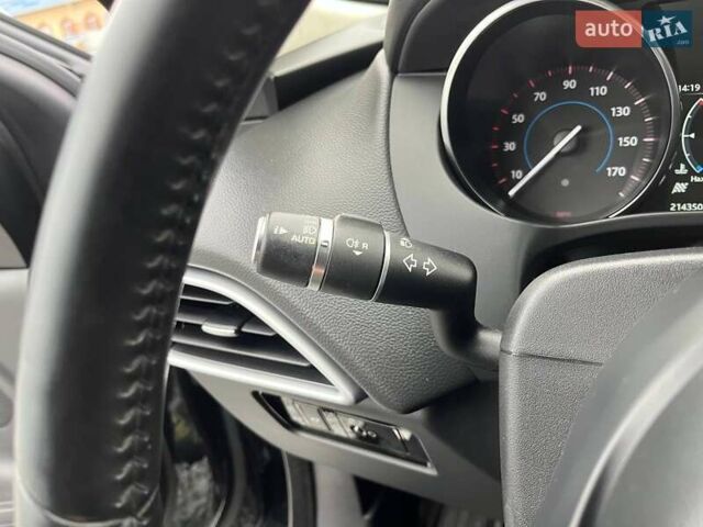 Чорний Ягуар Ф-Пейс, об'ємом двигуна 2 л та пробігом 214 тис. км за 18990 $, фото 19 на Automoto.ua