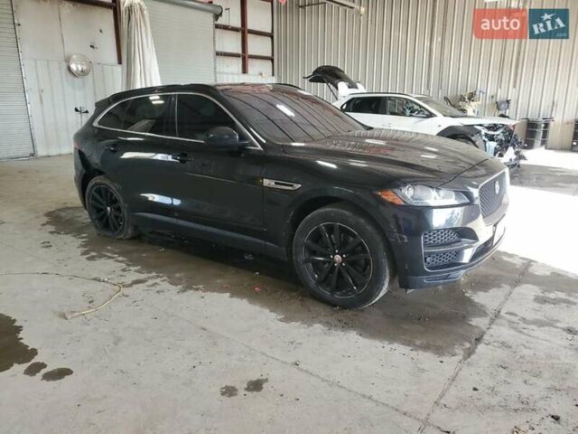 Черный Ягуар Ф-Пейс, объемом двигателя 3 л и пробегом 79 тыс. км за 4000 $, фото 3 на Automoto.ua