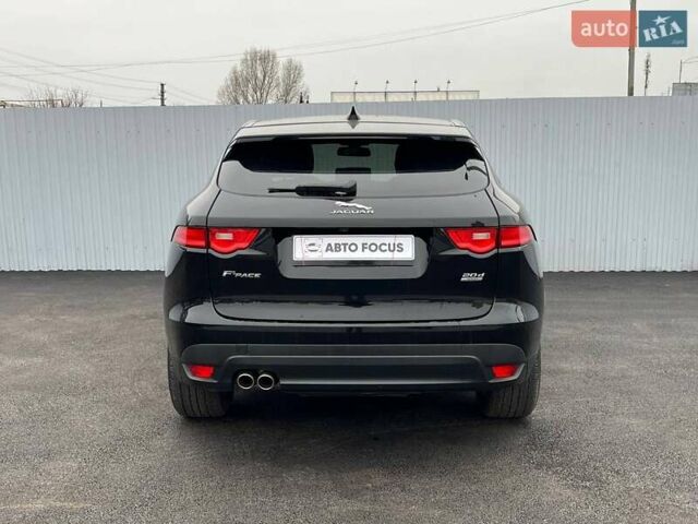 Чорний Ягуар Ф-Пейс, об'ємом двигуна 2 л та пробігом 214 тис. км за 18990 $, фото 6 на Automoto.ua
