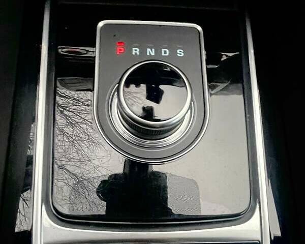 Черный Ягуар Ф-Пейс, объемом двигателя 2 л и пробегом 130 тыс. км за 22500 $, фото 18 на Automoto.ua