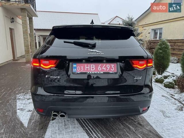 Чорний Ягуар Ф-Пейс, об'ємом двигуна 2 л та пробігом 123 тис. км за 23500 $, фото 10 на Automoto.ua
