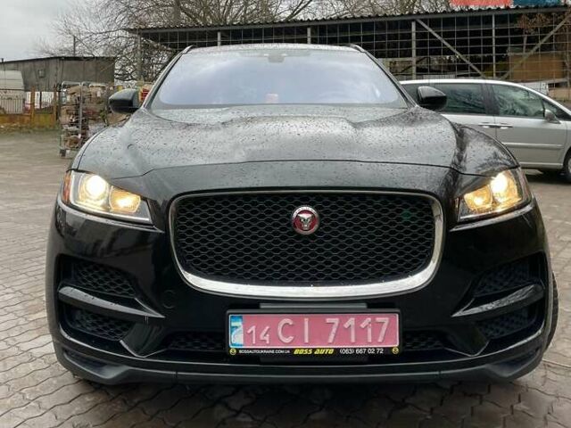 Черный Ягуар Ф-Пейс, объемом двигателя 2 л и пробегом 130 тыс. км за 22500 $, фото 1 на Automoto.ua