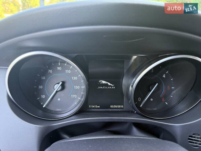 Черный Ягуар Ф-Пейс, объемом двигателя 2 л и пробегом 179 тыс. км за 19300 $, фото 14 на Automoto.ua