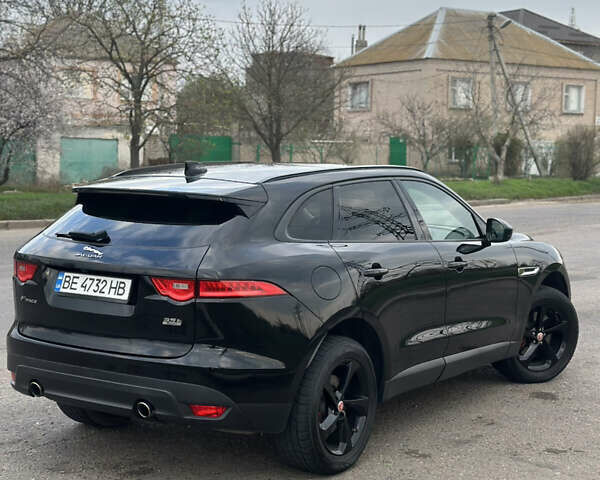 Чорний Ягуар Ф-Пейс, об'ємом двигуна 3 л та пробігом 86 тис. км за 27900 $, фото 6 на Automoto.ua