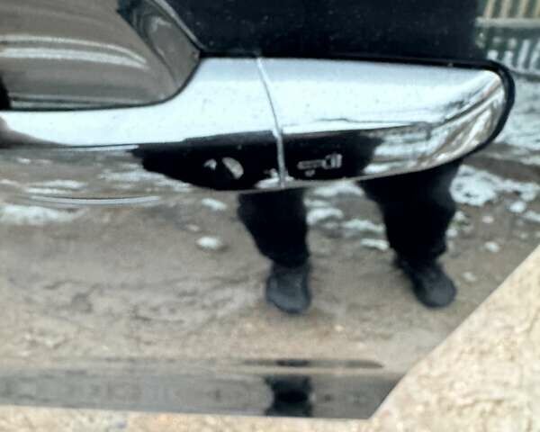 Чорний Ягуар Ф-Пейс, об'ємом двигуна 2 л та пробігом 123 тис. км за 23500 $, фото 14 на Automoto.ua