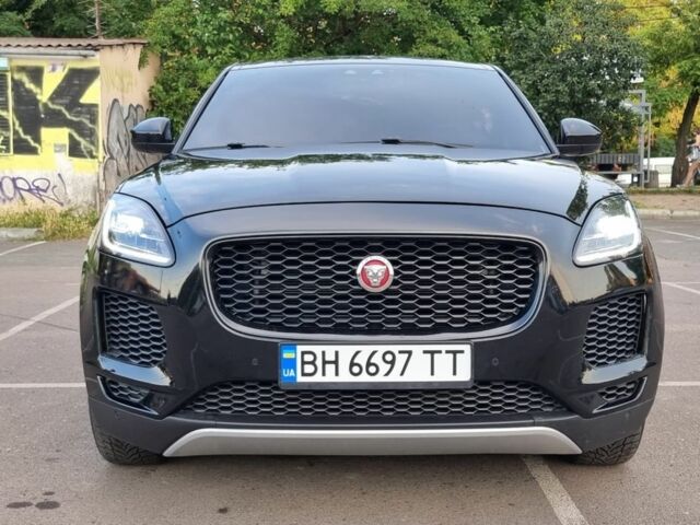 Черный Ягуар Ф-Пейс, объемом двигателя 2 л и пробегом 132 тыс. км за 19999 $, фото 7 на Automoto.ua
