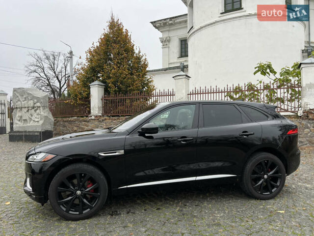 Чорний Ягуар Ф-Пейс, об'ємом двигуна 3 л та пробігом 98 тис. км за 28500 $, фото 4 на Automoto.ua