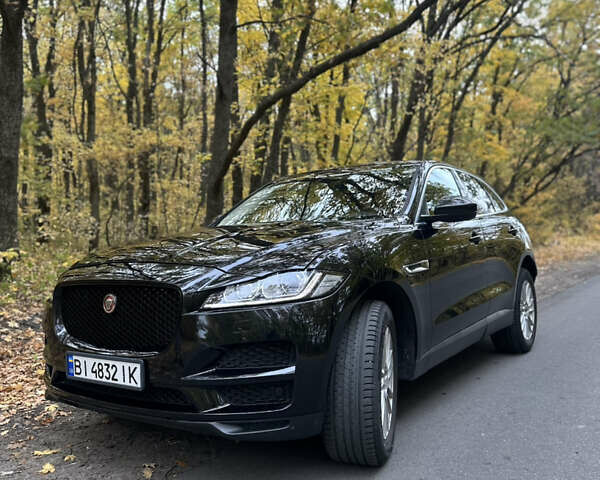 Чорний Ягуар Ф-Пейс, об'ємом двигуна 2 л та пробігом 180 тис. км за 22000 $, фото 1 на Automoto.ua