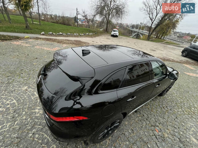 Чорний Ягуар Ф-Пейс, об'ємом двигуна 3 л та пробігом 98 тис. км за 28500 $, фото 6 на Automoto.ua
