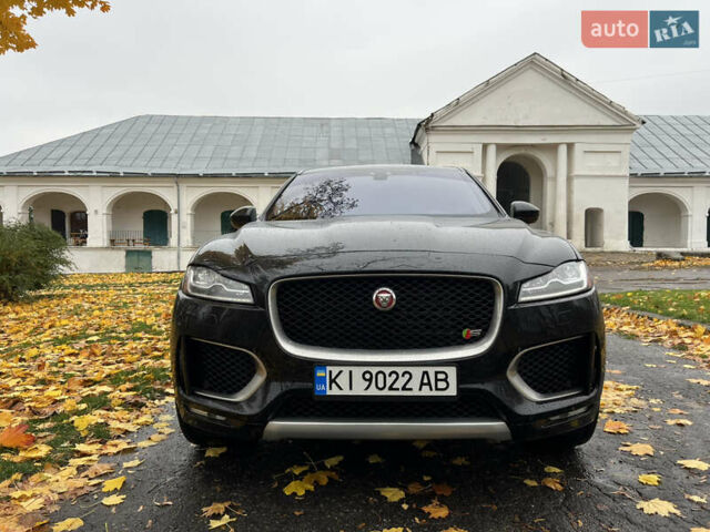 Чорний Ягуар Ф-Пейс, об'ємом двигуна 3 л та пробігом 98 тис. км за 33000 $, фото 6 на Automoto.ua