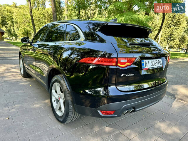 Чорний Ягуар Ф-Пейс, об'ємом двигуна 2 л та пробігом 90 тис. км за 29500 $, фото 9 на Automoto.ua