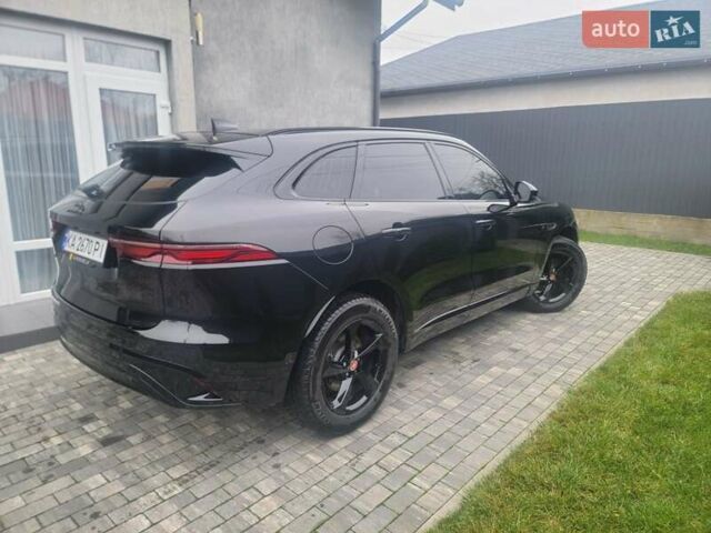 Чорний Ягуар Ф-Пейс, об'ємом двигуна 2 л та пробігом 111 тис. км за 38900 $, фото 12 на Automoto.ua