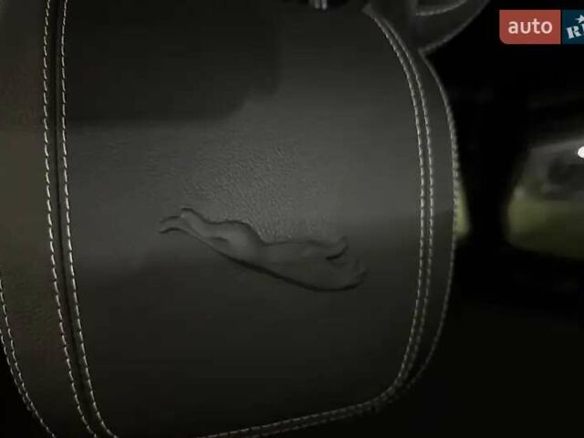 Черный Ягуар Ф-Пейс, объемом двигателя 2 л и пробегом 110 тыс. км за 38000 $, фото 25 на Automoto.ua